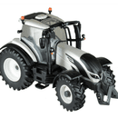 Britains 1:32 Valtra T4 Tractor Model additional 2