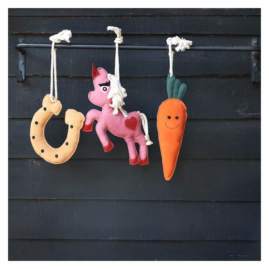 Hy Equestrian Stable Toy