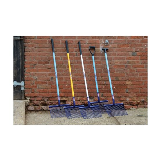 Fyna-Lite Pellet Master Stable Fork - Long Wooden Handle (WPLPURP) - 120cm